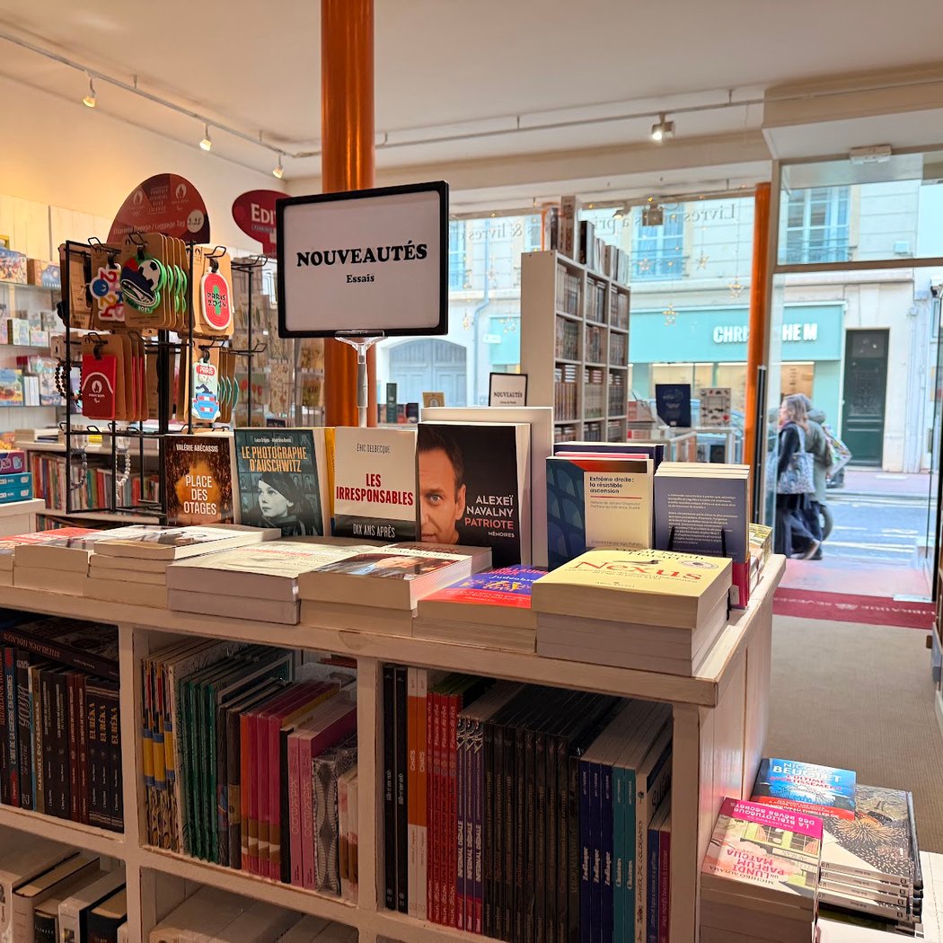 Librairie Sevezen 3